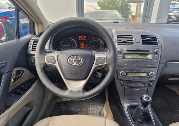 Toyota Avensis cena 24900 przebieg: 332944, rok produkcji 2010 z Szczuczyn małe 254